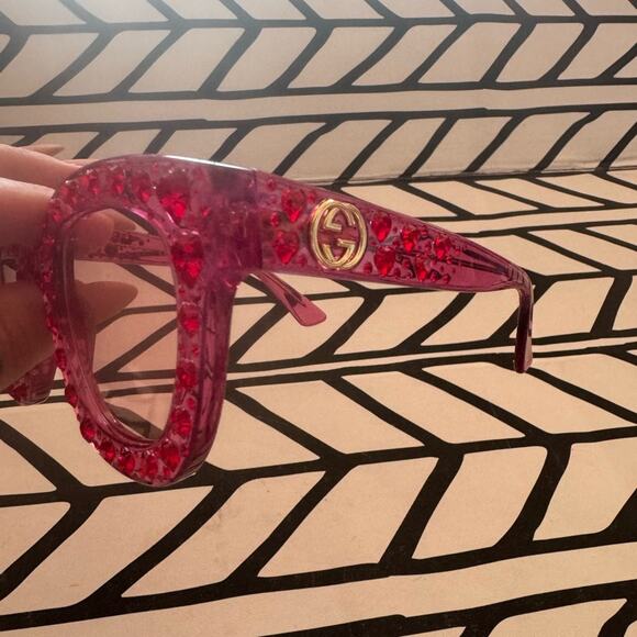 Gucci Red and Pink Oversized Sunglasses- like new!! - Picture 4 of 7